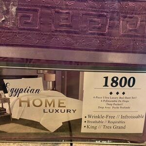 Purple Luxury Bed Sheet Set